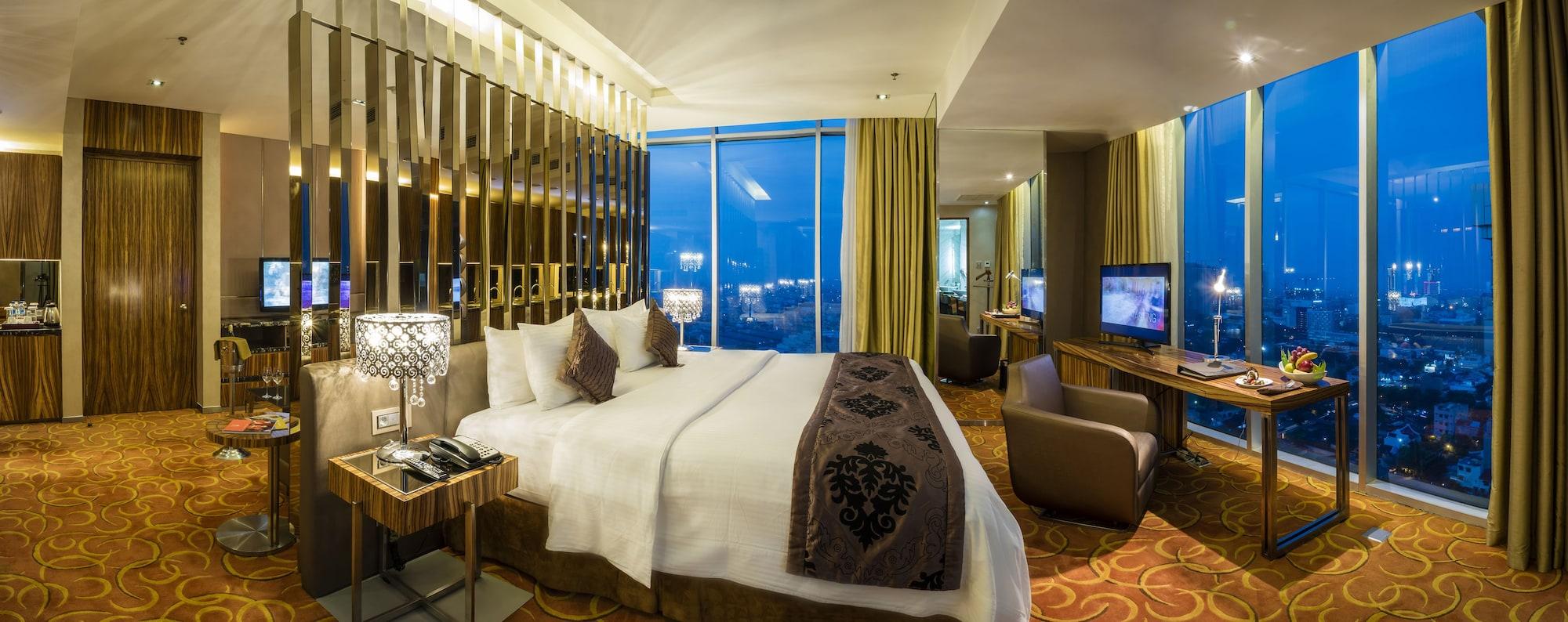 Cambridge Hotel Medan Buitenkant foto
