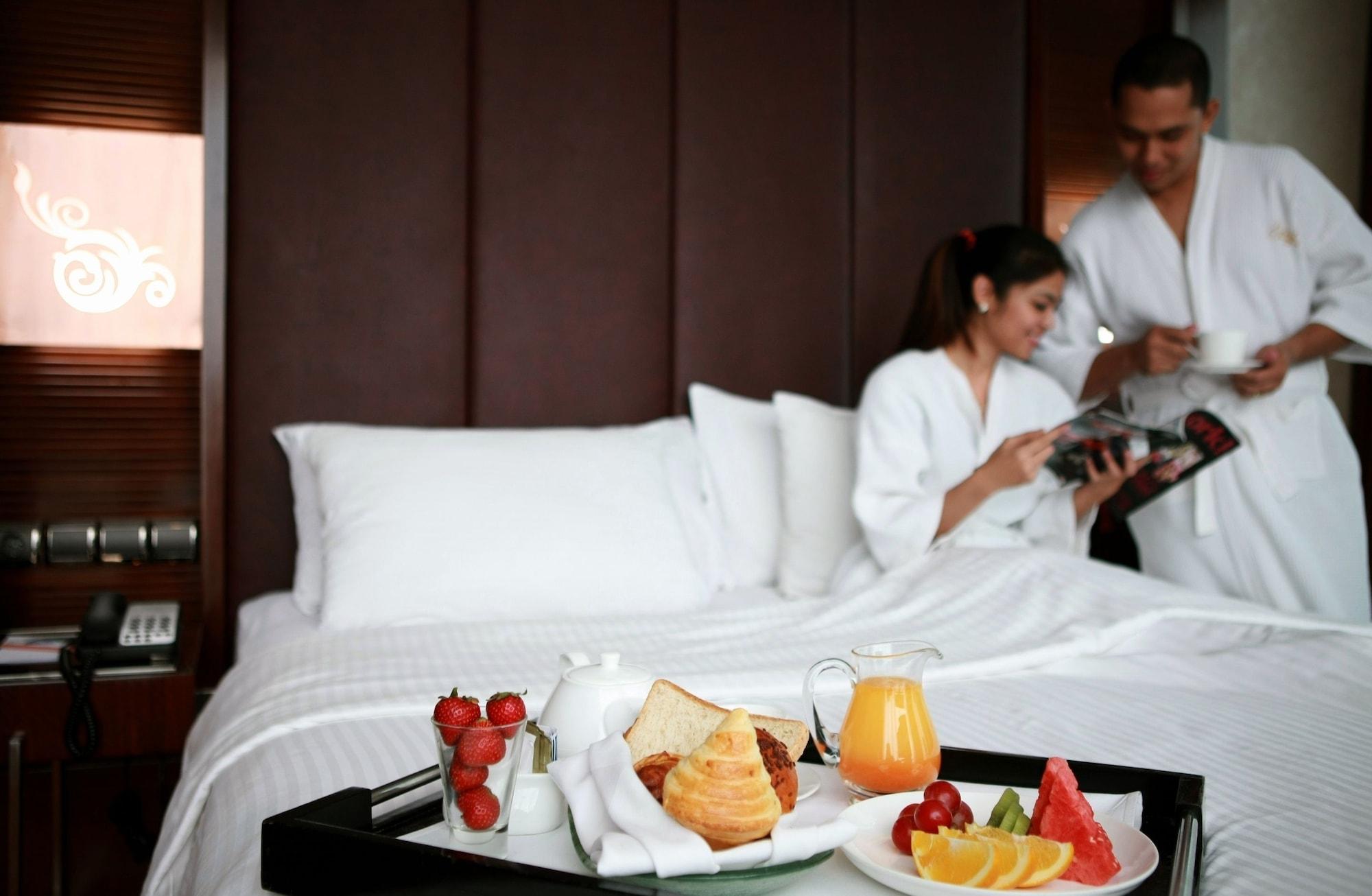 Cambridge Hotel Medan Buitenkant foto